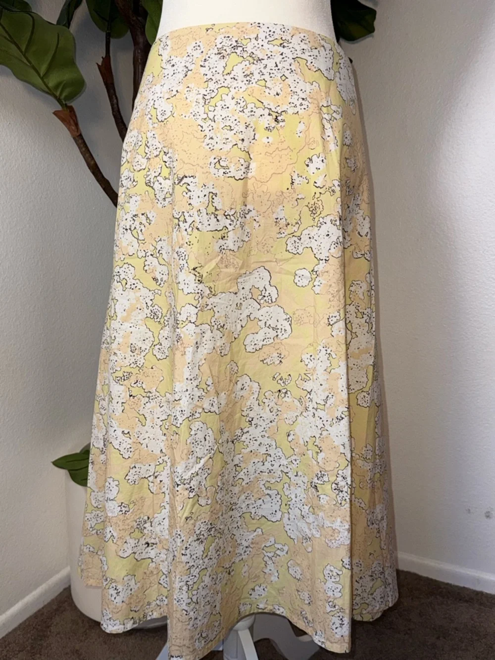 COS Floral Yellow Midi Wrap Skirt - Lightweight Summer Print - Picture 2 of 10